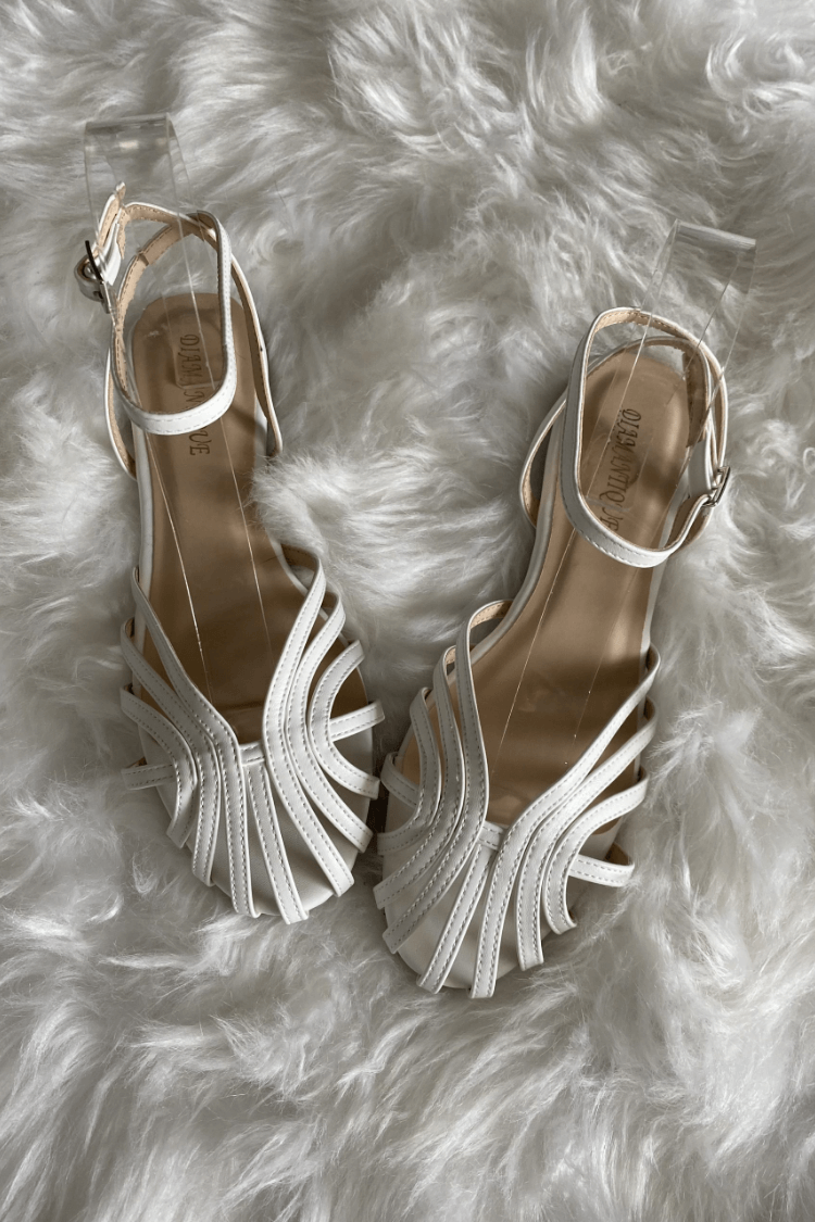 Vittoria | Goldene Schmuck-Sandalen