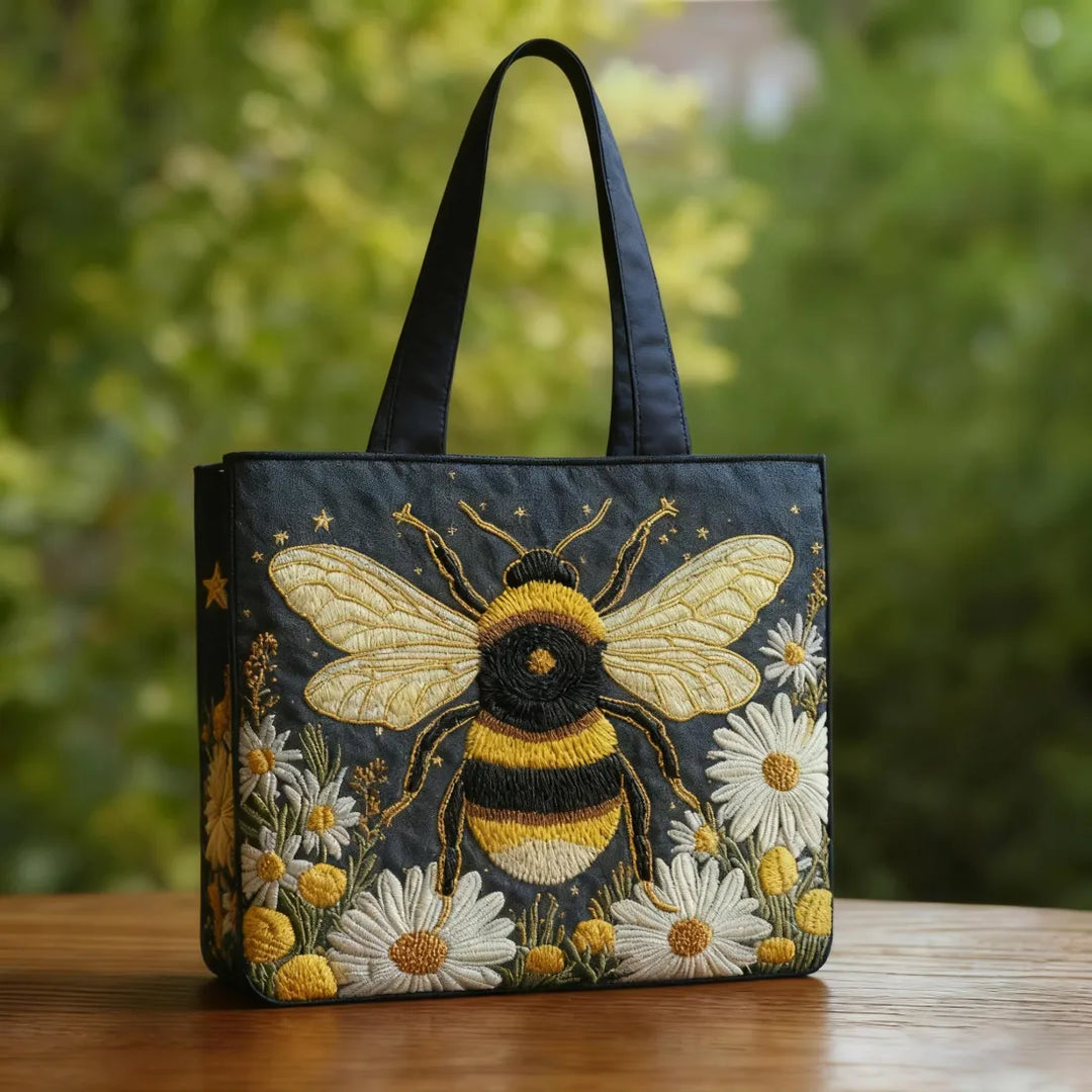 Kunstvoller Shopper – Biene mit Margeriten und Sternen