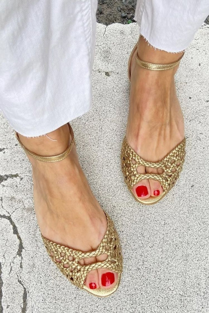 Isadora | Goldene Flechtsandalen
