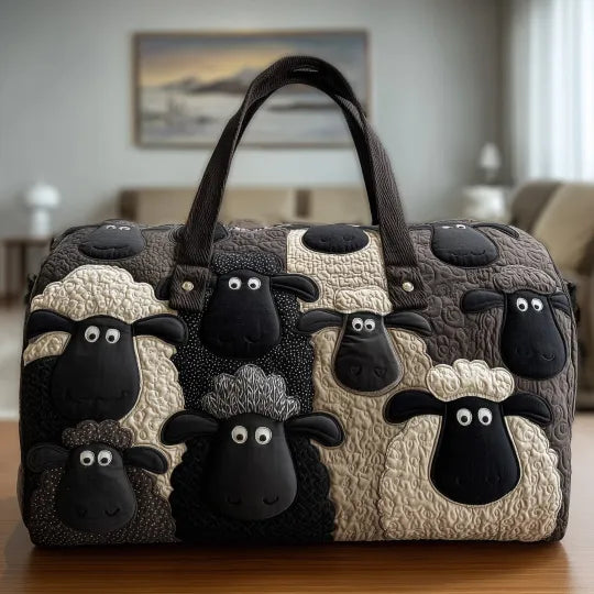 Prune | Gesteppte Reisetasche Sheep Retreat