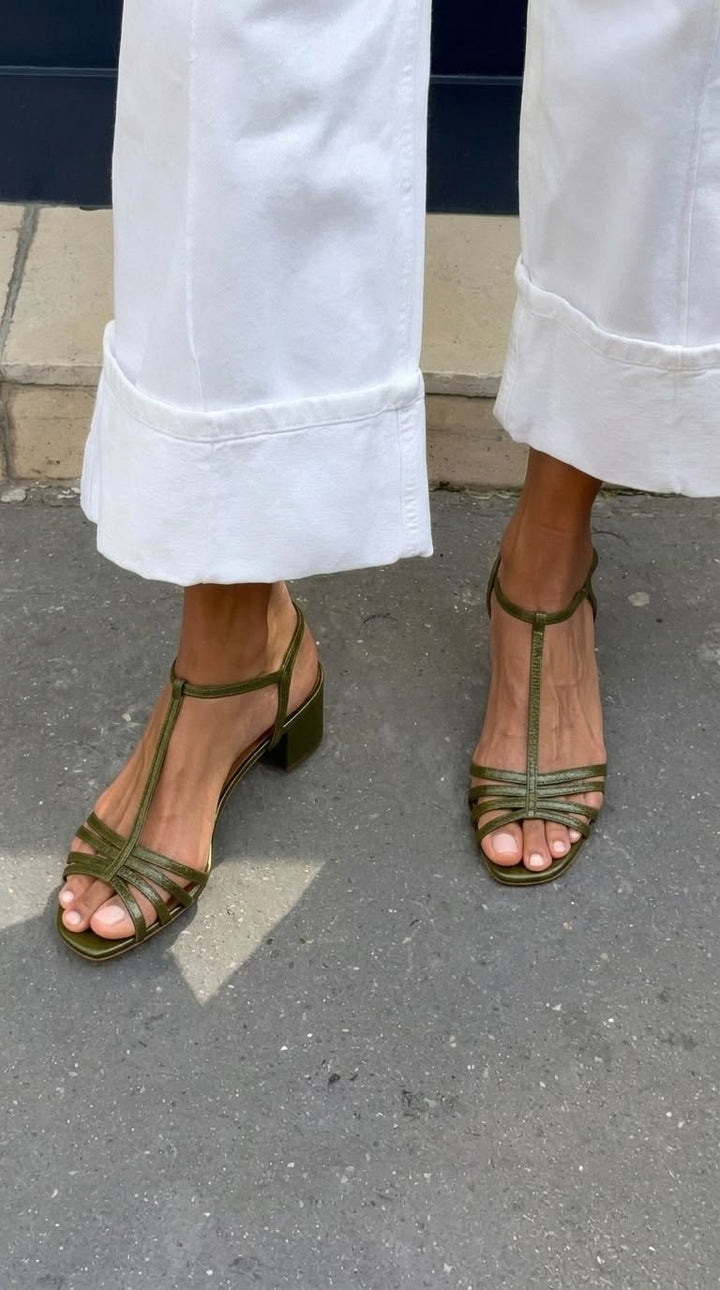 Allegra | Elegante goldene Sandalen